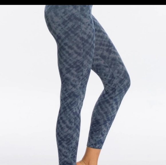 Spanx - Picture 3 of 3